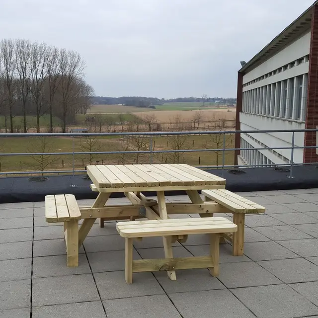 KING® vierkante picknicktafel XXL 200 × 200 cm – foto 5
